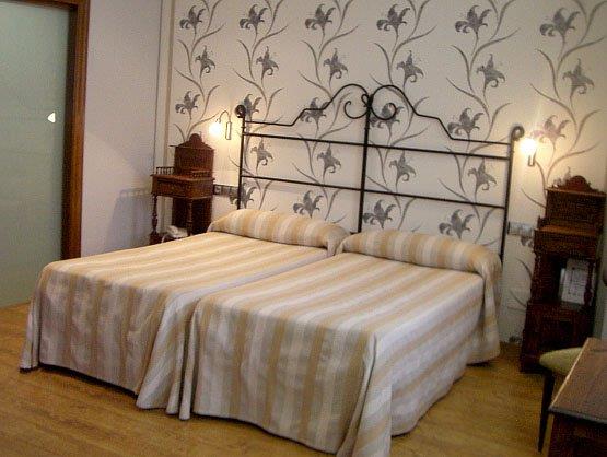 HOSTAL RIOJA hostal rioja: